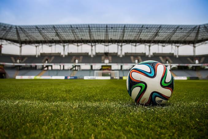 Futbolistas que viajan a Montevideo para realizar pruebas en clubes de fútbol